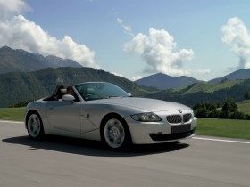 BMW Z4 Roadster - self drive car hire