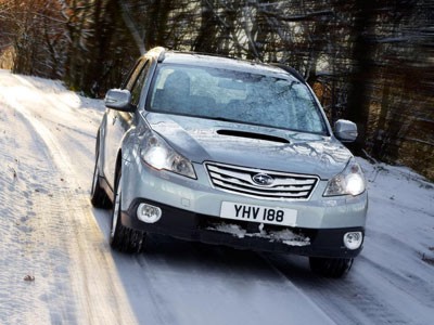Four Wheel Drive Chauffeur Service, Taxi and Executive 4x4 Transfers & Tours in the Snow